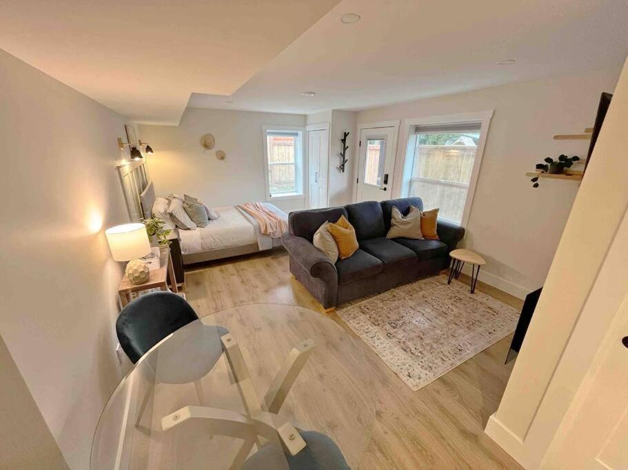 Modern Studio With Soft Tub And Mountain Views - Ratcliffe Guest Suite Дункан Экстерьер фото